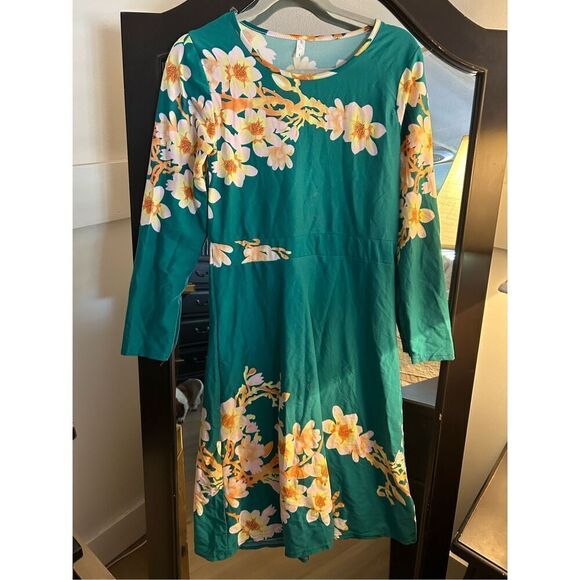 NEW Green Floral MIDI Dress Large - Picture 1 of 2